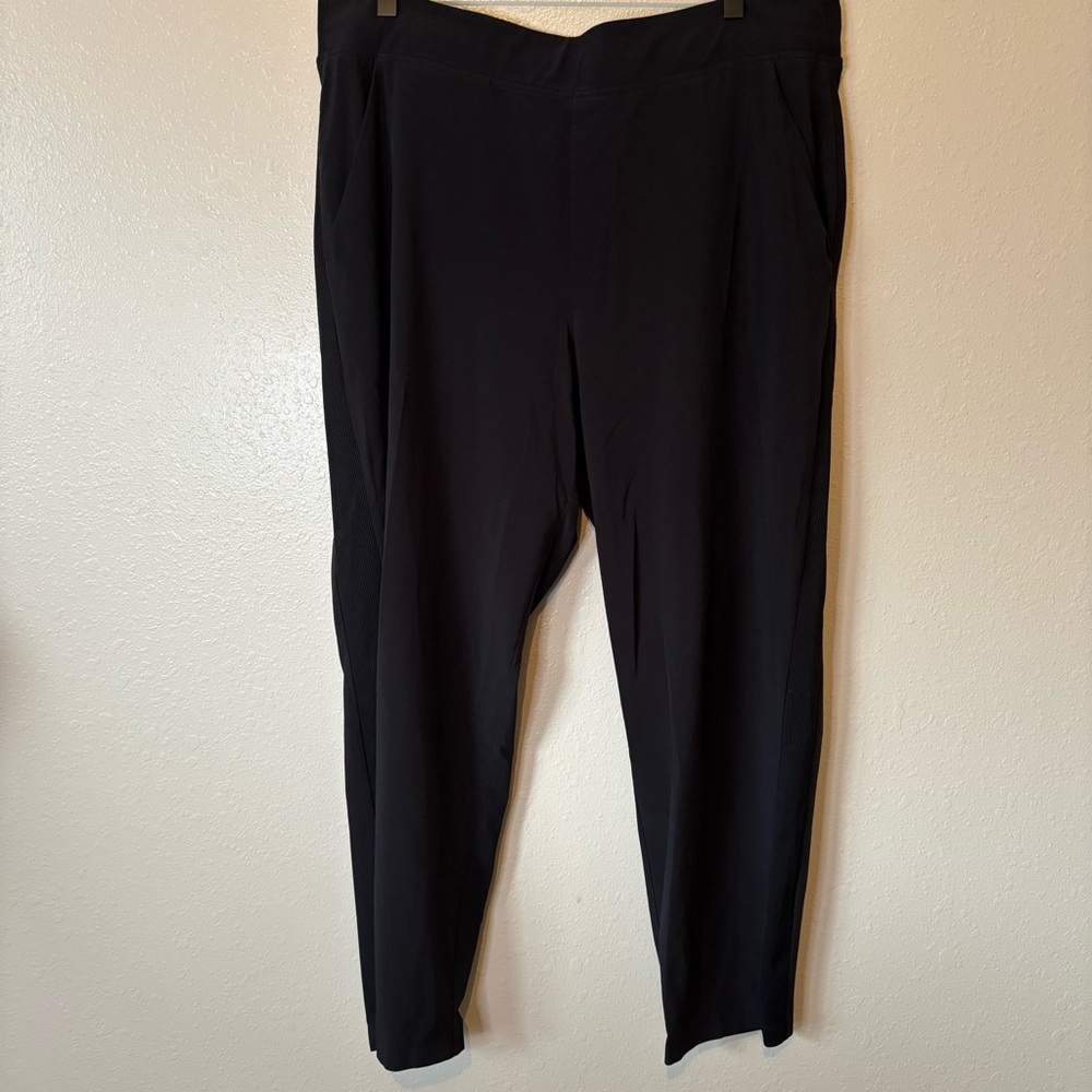 Athleta Brooklyn Mid-Rise Ankle Pants (Black)